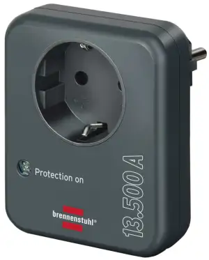 Brennenstuhl Steckdosenadapter mit Überspannungsschutz 13.500 A (Adapter als Bli